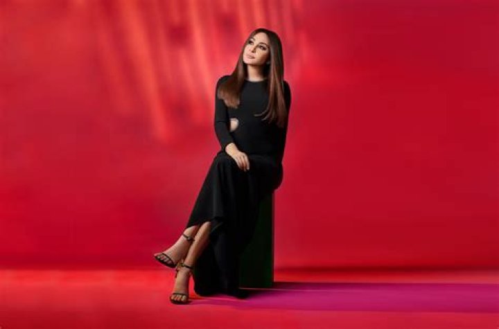 Elissa - BlogPaper